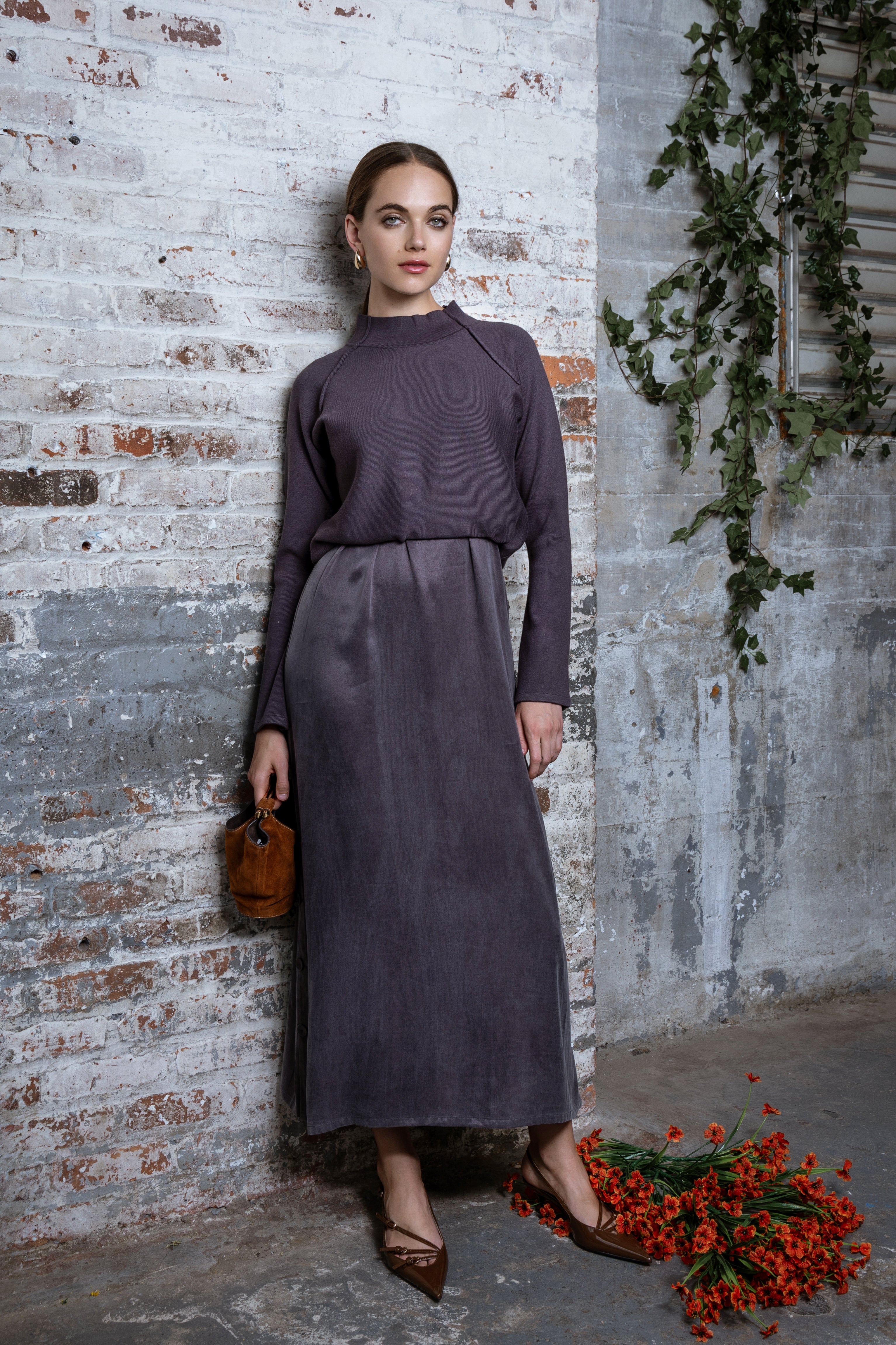 CHARCOAL CLIO SWEATER