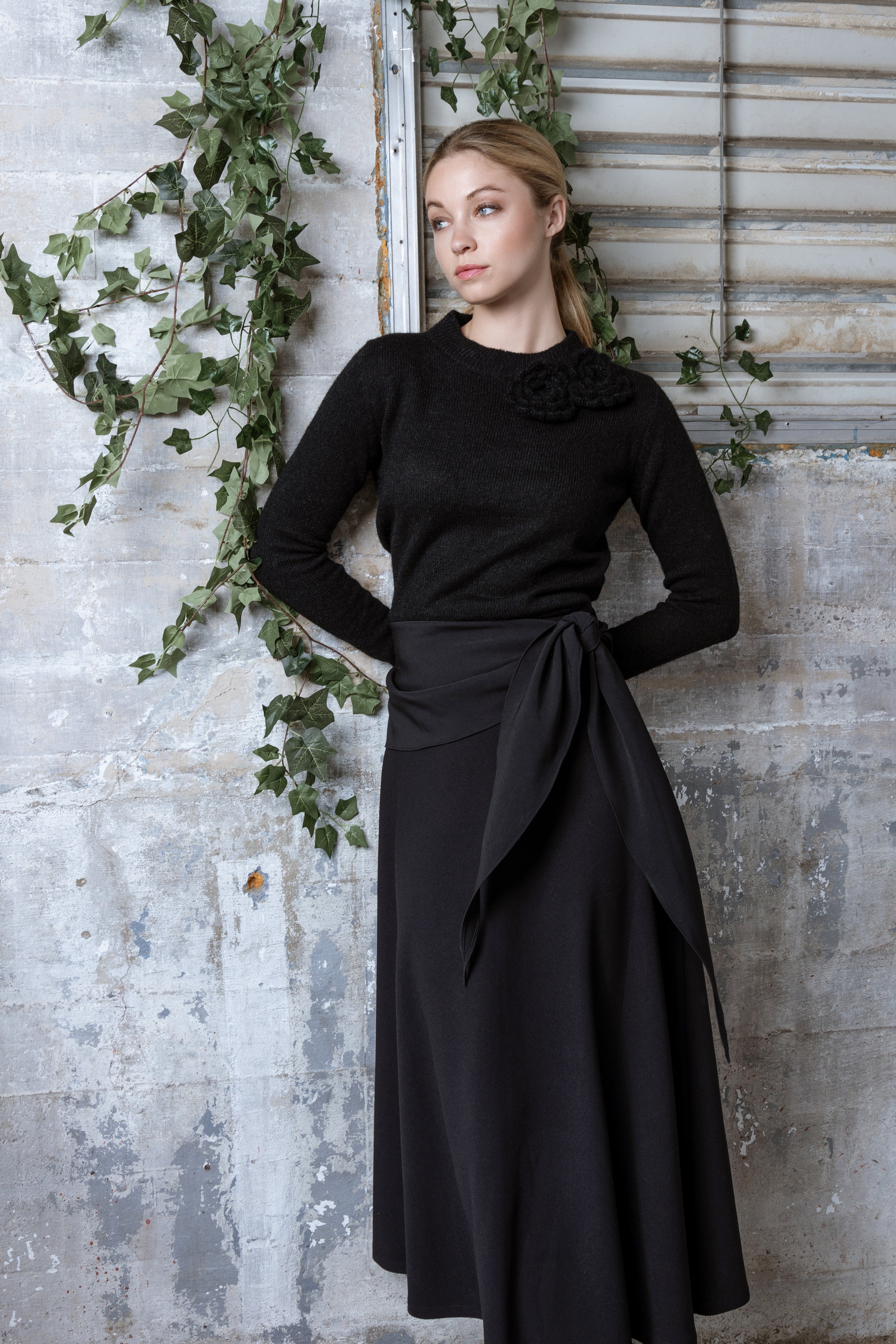 BLACK MOHAIR SWEATER