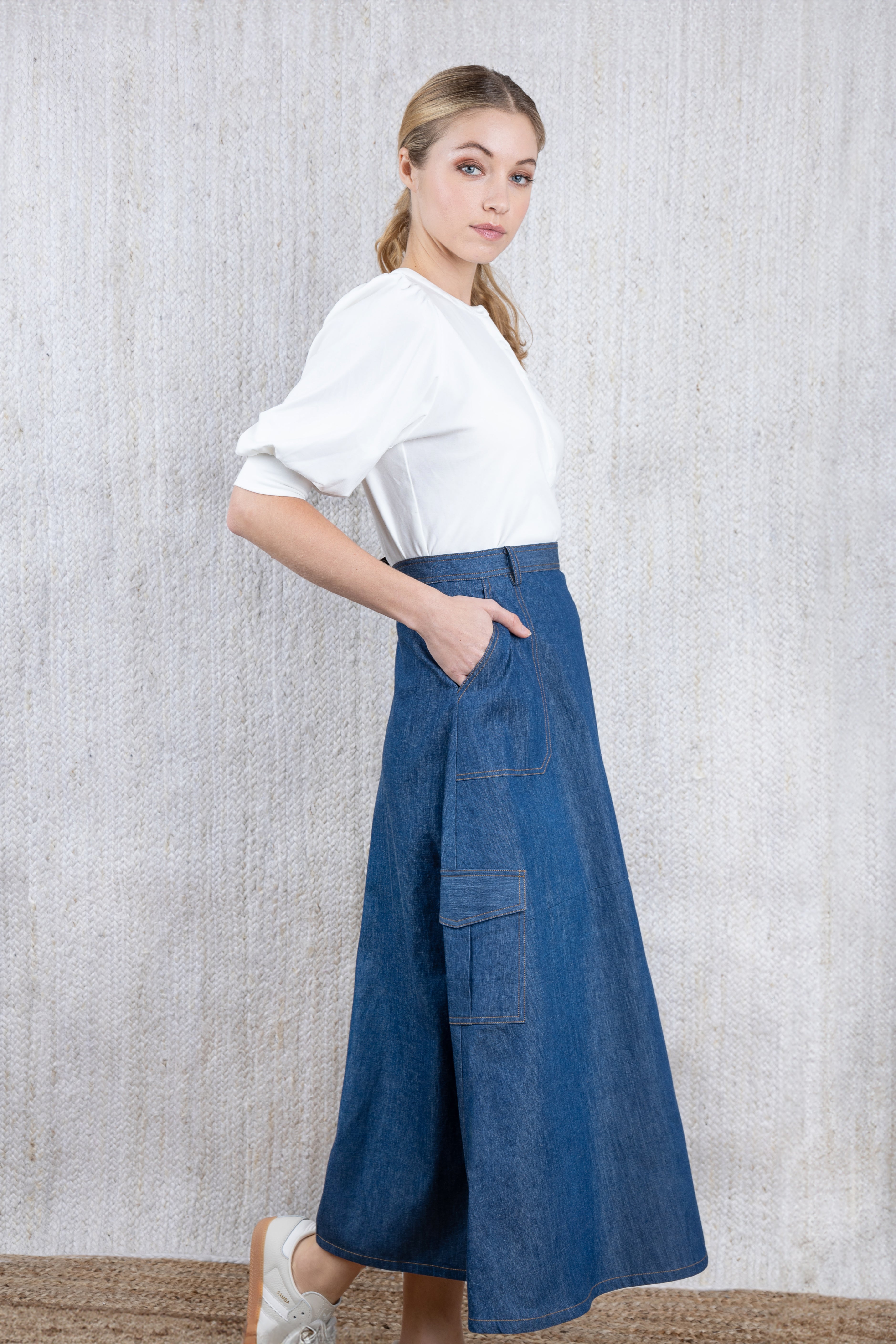 DENIM BELTED CARGO SKIRT