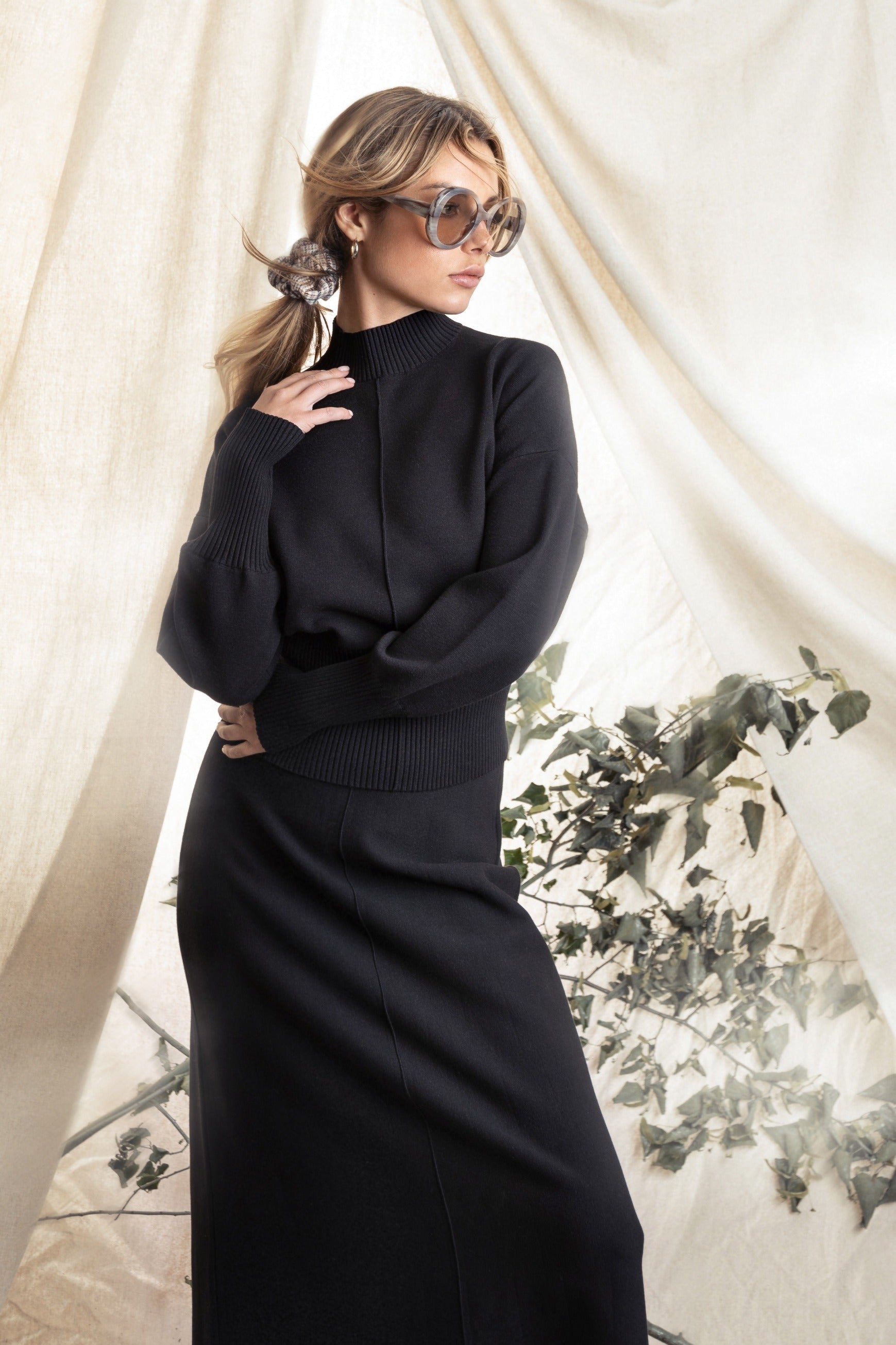 BLACK MILANO STITCH A-LINE MIDI SKIRT