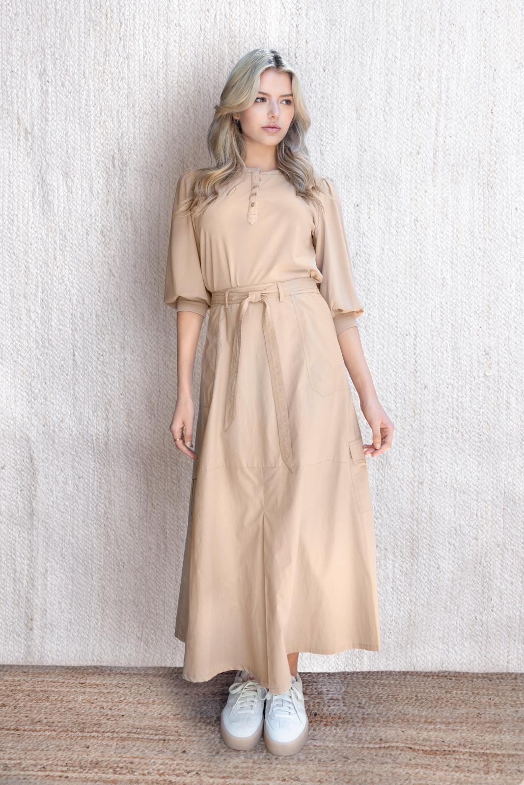 CHALK BEIGE BELTED CARGO SKIRT