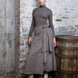 RUST PLAID FLORA ESSENT TURTLENECK