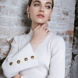 CREAM GILDANA SWEATER