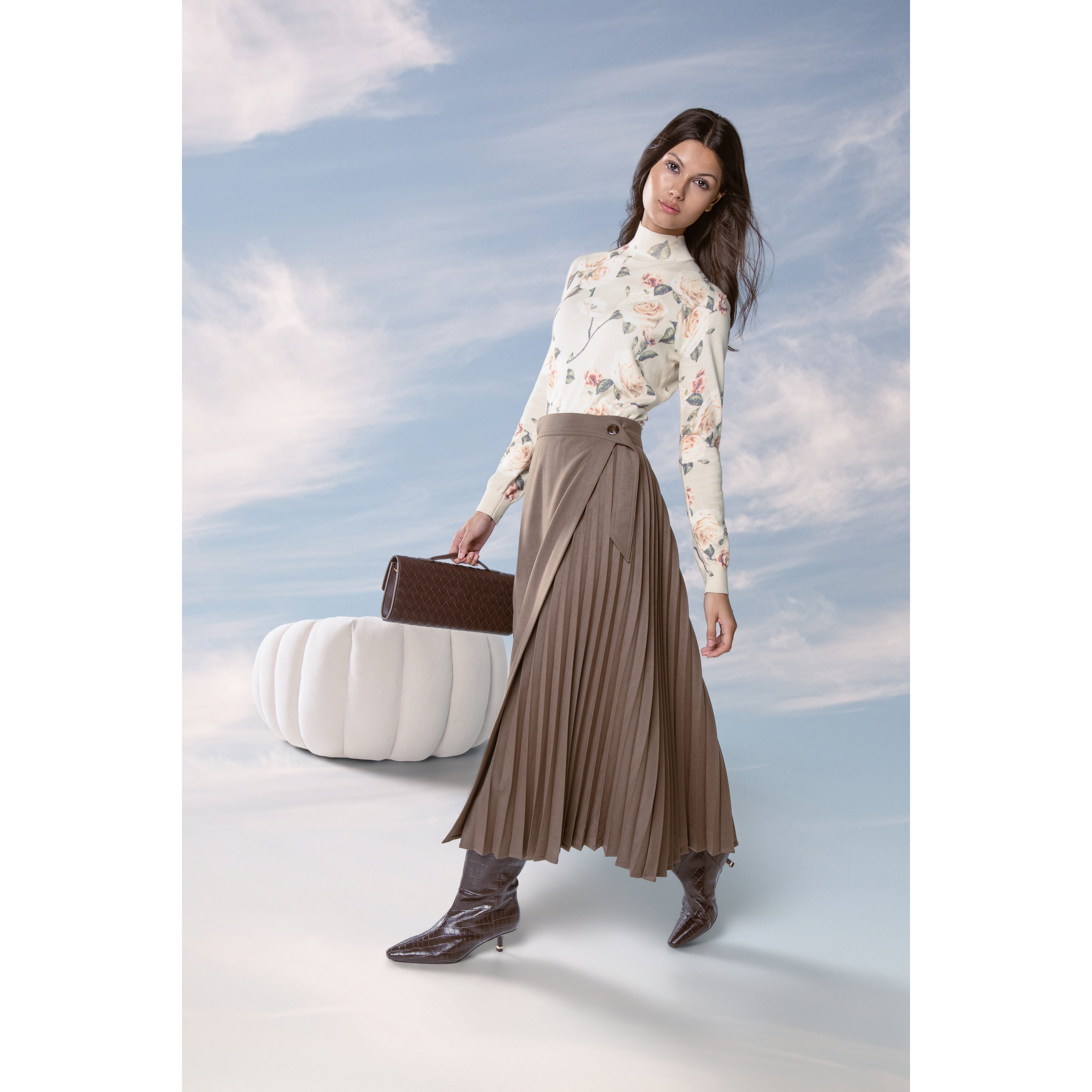 MOCHA CINDER SKIRT