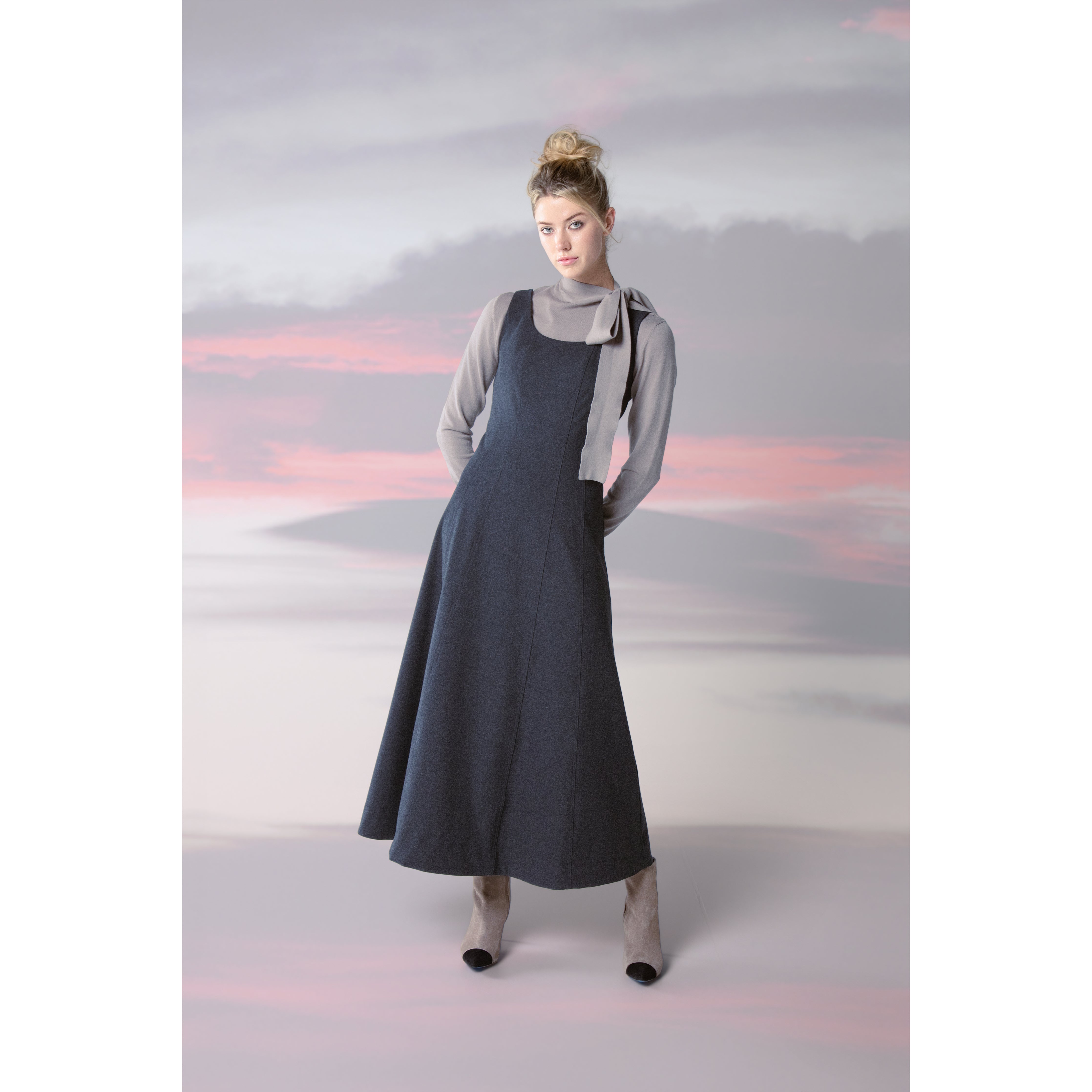 CHARCOAL DALIA JUMPER