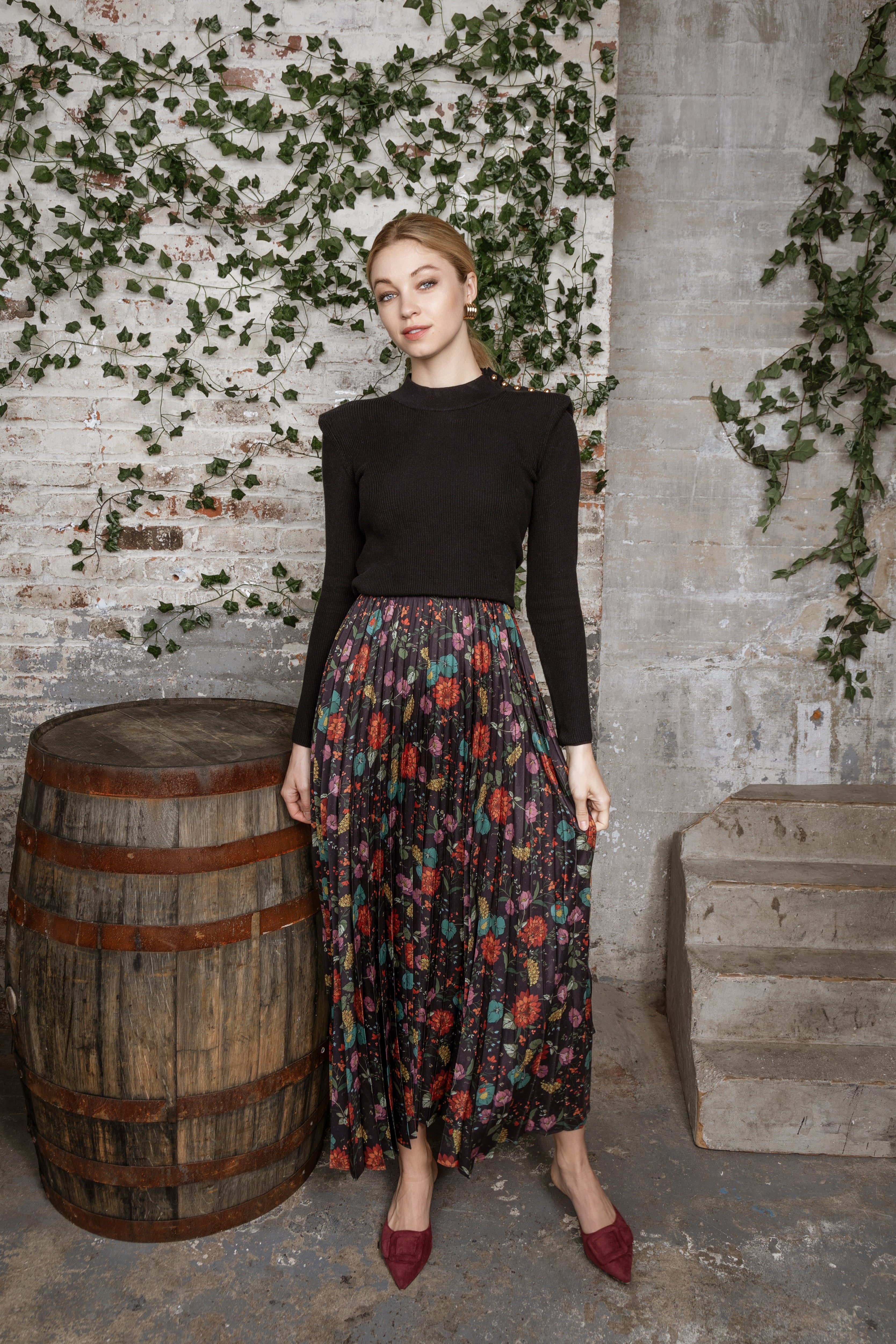 BLACK FLORAL PRINT ARIA JUMPER