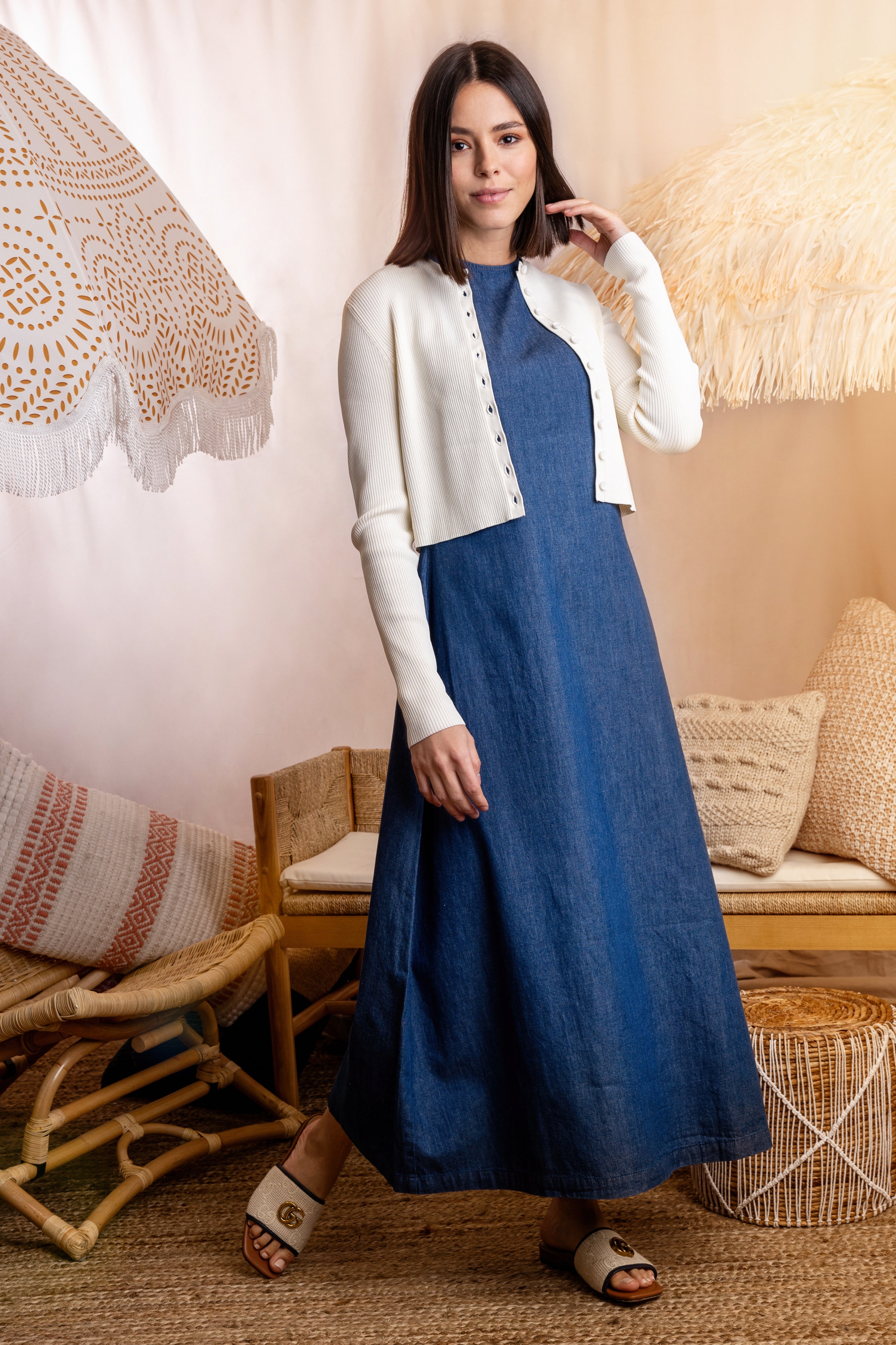 DARK DENIM SLEEVELESS DENIM JUMPER