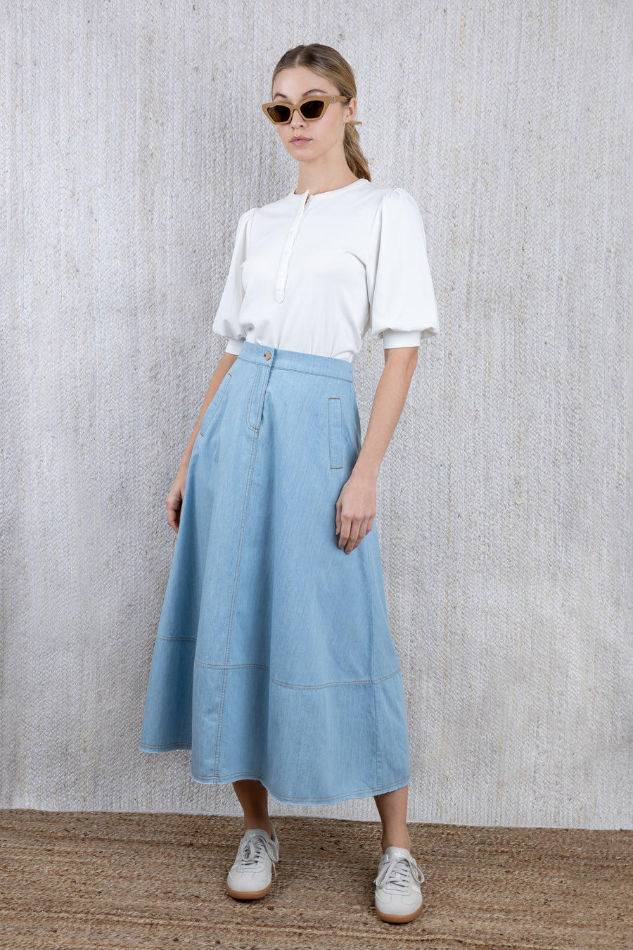 LIGHT DENIM FLARE SKIRT